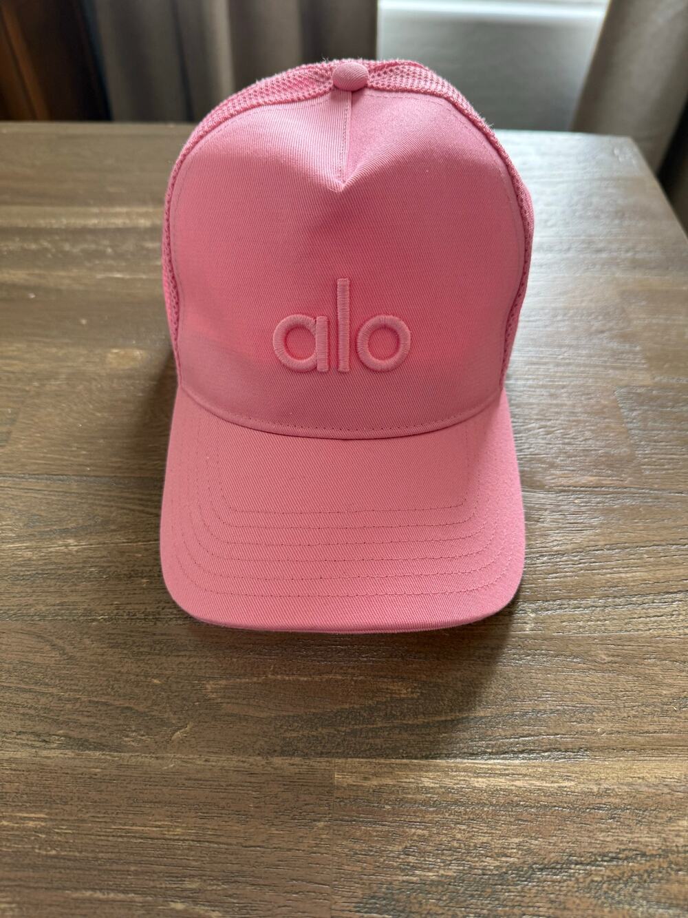 alo Yoga Pink Trucker Hat OS